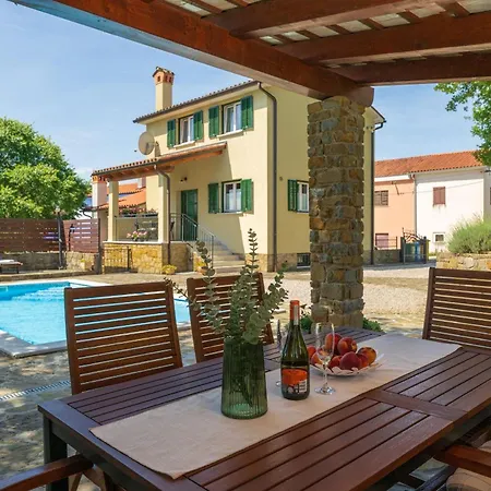 Daus 빌라 Cerovlje